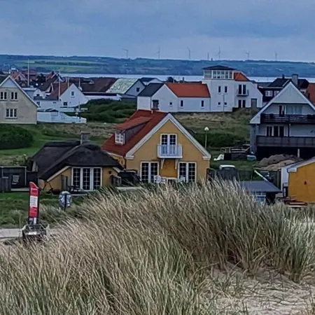 Holiday home Strandhuset